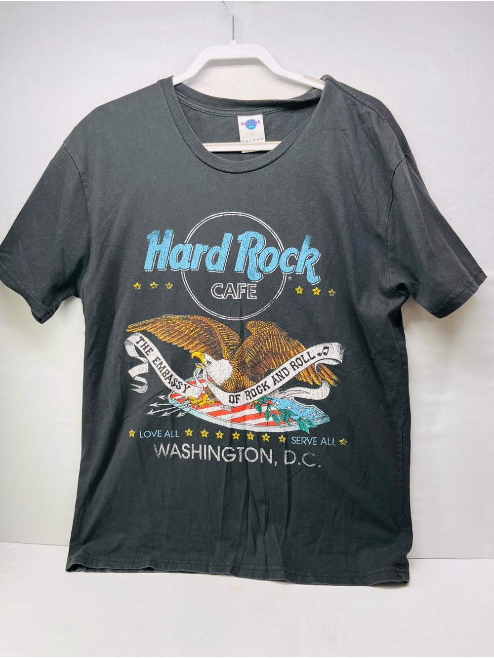 PacSun Black Hard Rock Cafe Graphic Tee with Multicolor Eagle‎